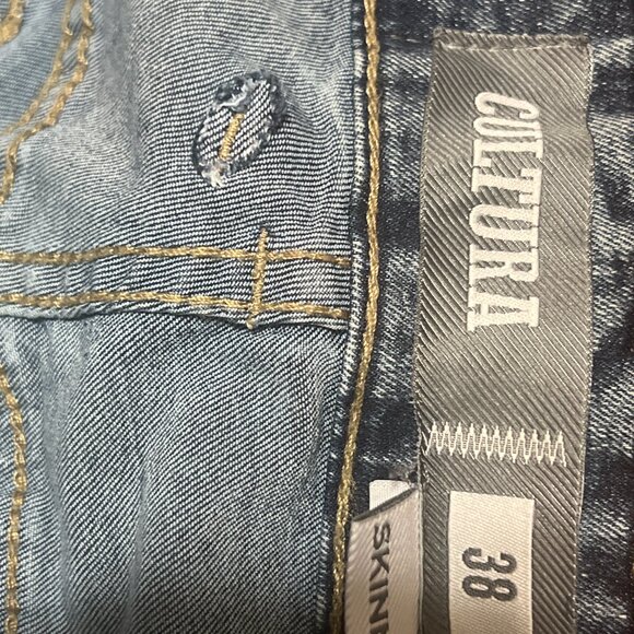 Coutura Skinny Jeans Size 38 Blue Distressed Wash – Small Stain - Picture 4 of 4